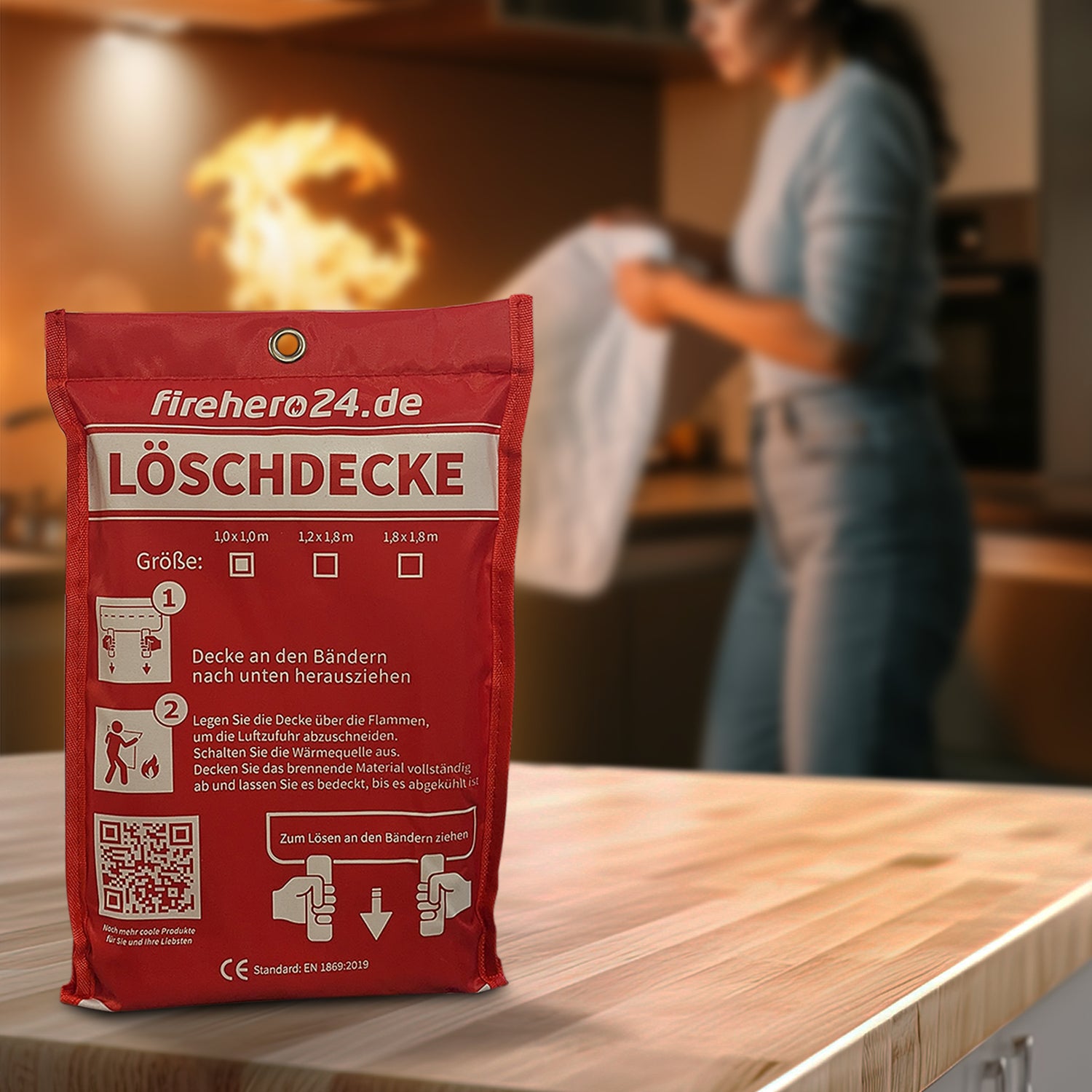 Feuerlöschdecke von firehero24.de bereit zur Anwendung bei Fettbrand in der Küche – schnelle Hilfe bei gefährlichen Entstehungsbränden
